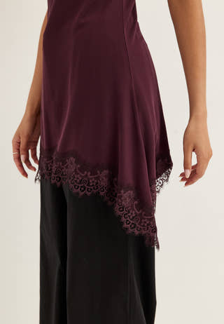 Lace Detail Singlet Red