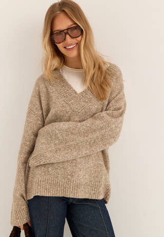Knitted V-neck Sweater Beige