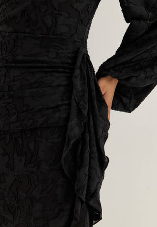Balloon Sleeve Soft Jacquard Gown Black
