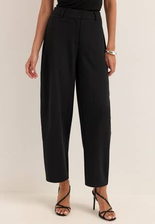 Soft Suit Barrel Trousers Black