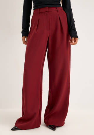 High Waist Pleated Trousers Red