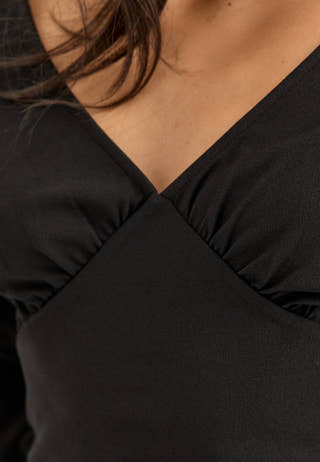 V-neck Batwing top Black