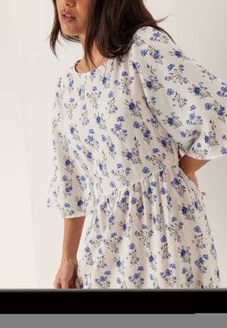 Butterfly Sleeve Maxi Dress