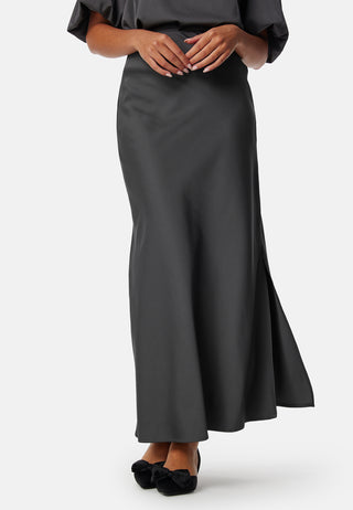 bubbleroom-demi-slit-satin-skirt_5
