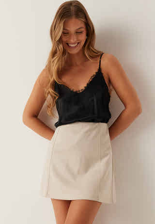 bubbleroom-faux-suede-mini-skirt_2