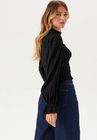 bubbleroom-frill-structured-blouse-black_5