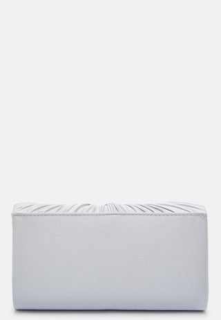 Knot Clutch