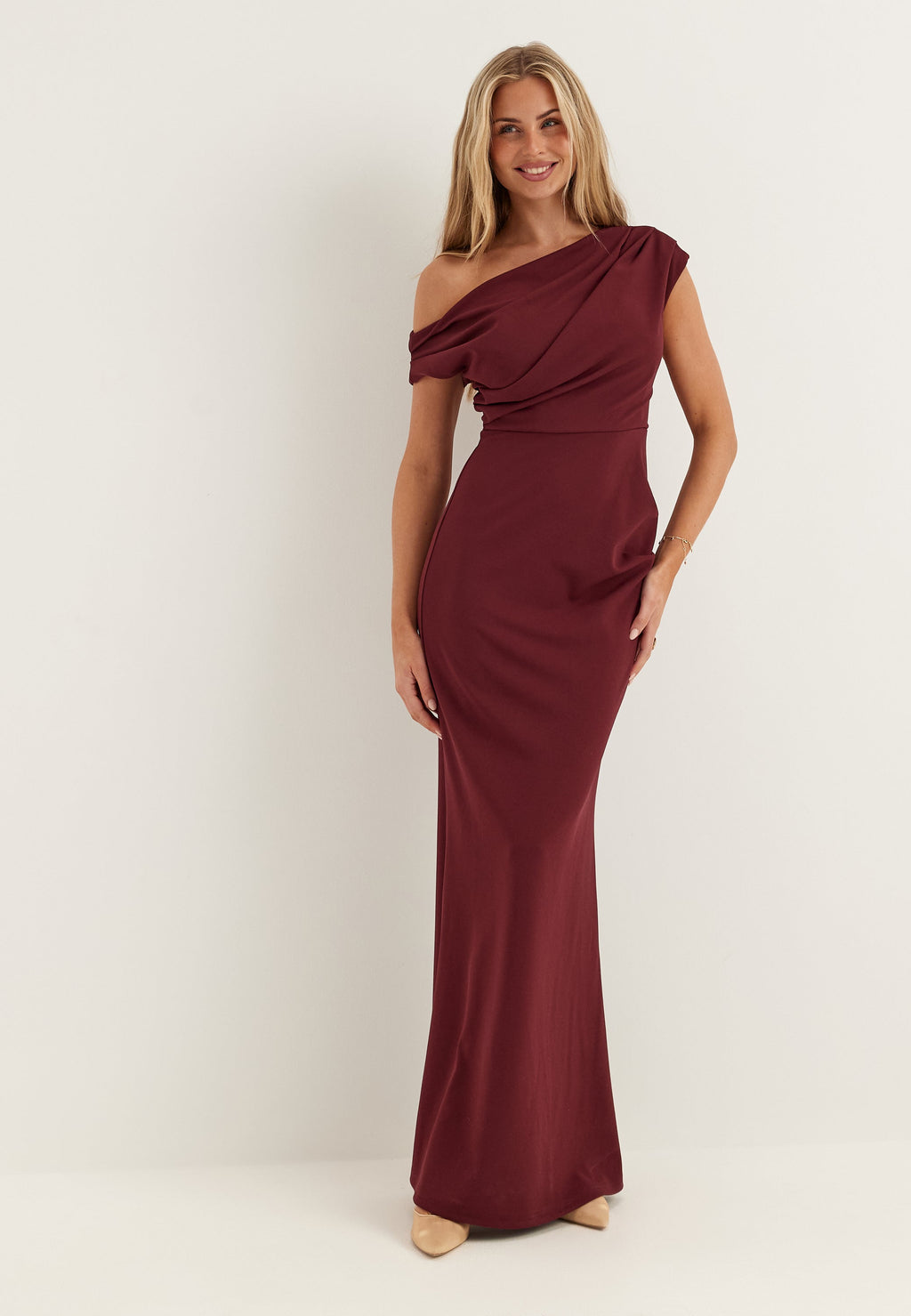 Bubbleroom occasion – Asymmetric Draped Maxi Dress – AW26 – Red