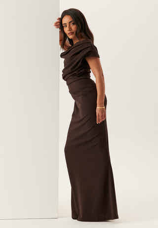 bubbleroom-occasion-asymmetric-draped-maxi-dress_6