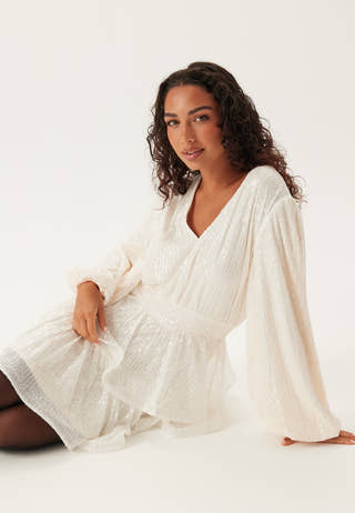 Flounce Balloon Sleeve Sequin Dress