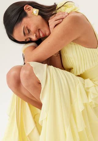 Bubbleroom occasion Frill Ruffle Chiffon Gown Bridesmaid dresses Yellow Bubbleroom occasion Frill Ruffle Chiffon Gown Bridesmaid dresses Yellow