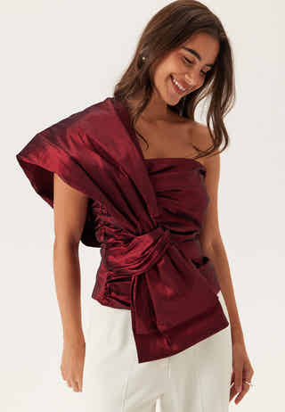 bubbleroom-occasion-one-shoulder-bow-top_11