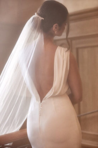 Cilia Sleeveless Wedding Gown