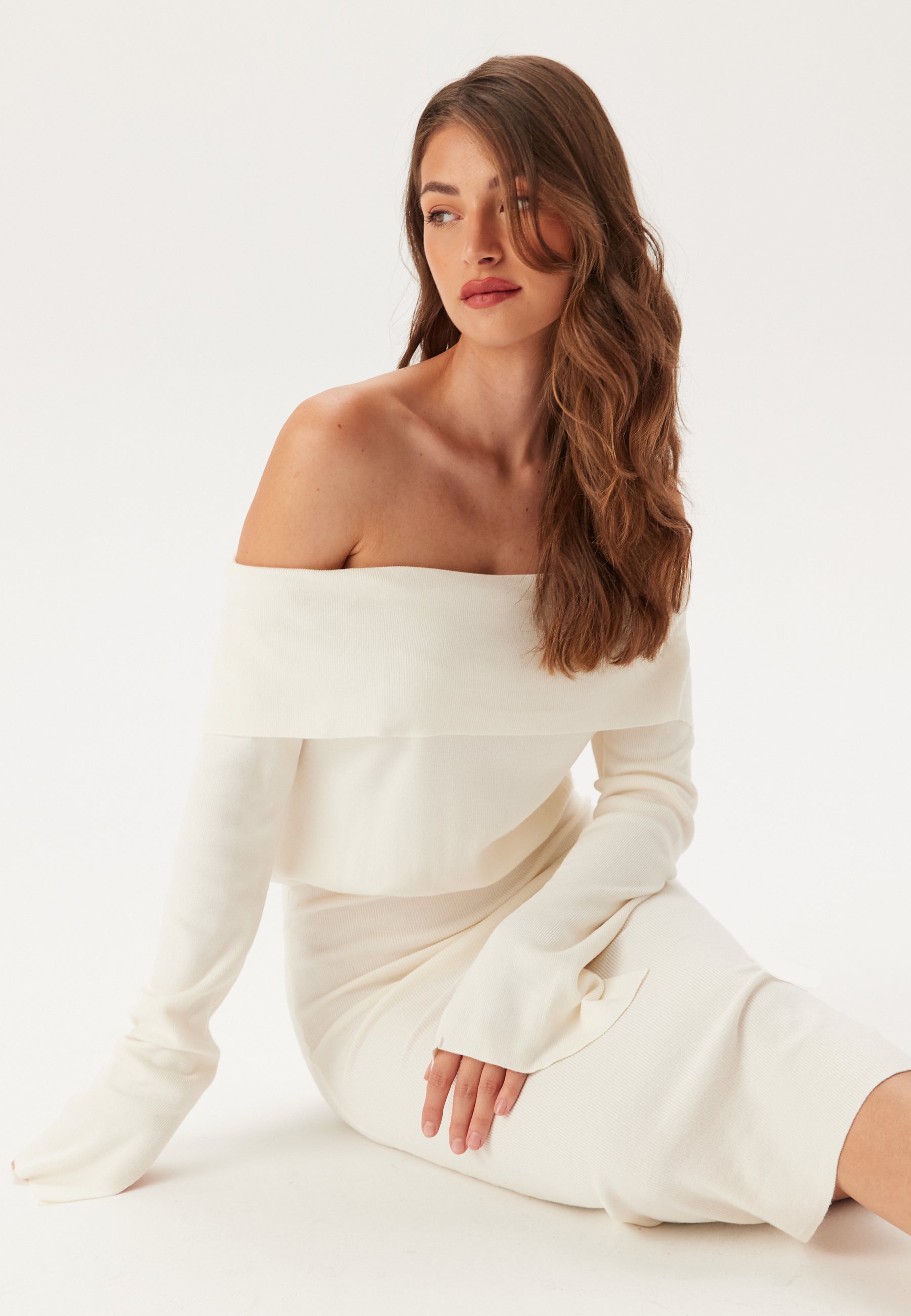 Bubbleroom Off Shoulder Knitted Midi Dress Dresses White Bubbleroom Off Shoulder Knitted Midi Dress Dresses White