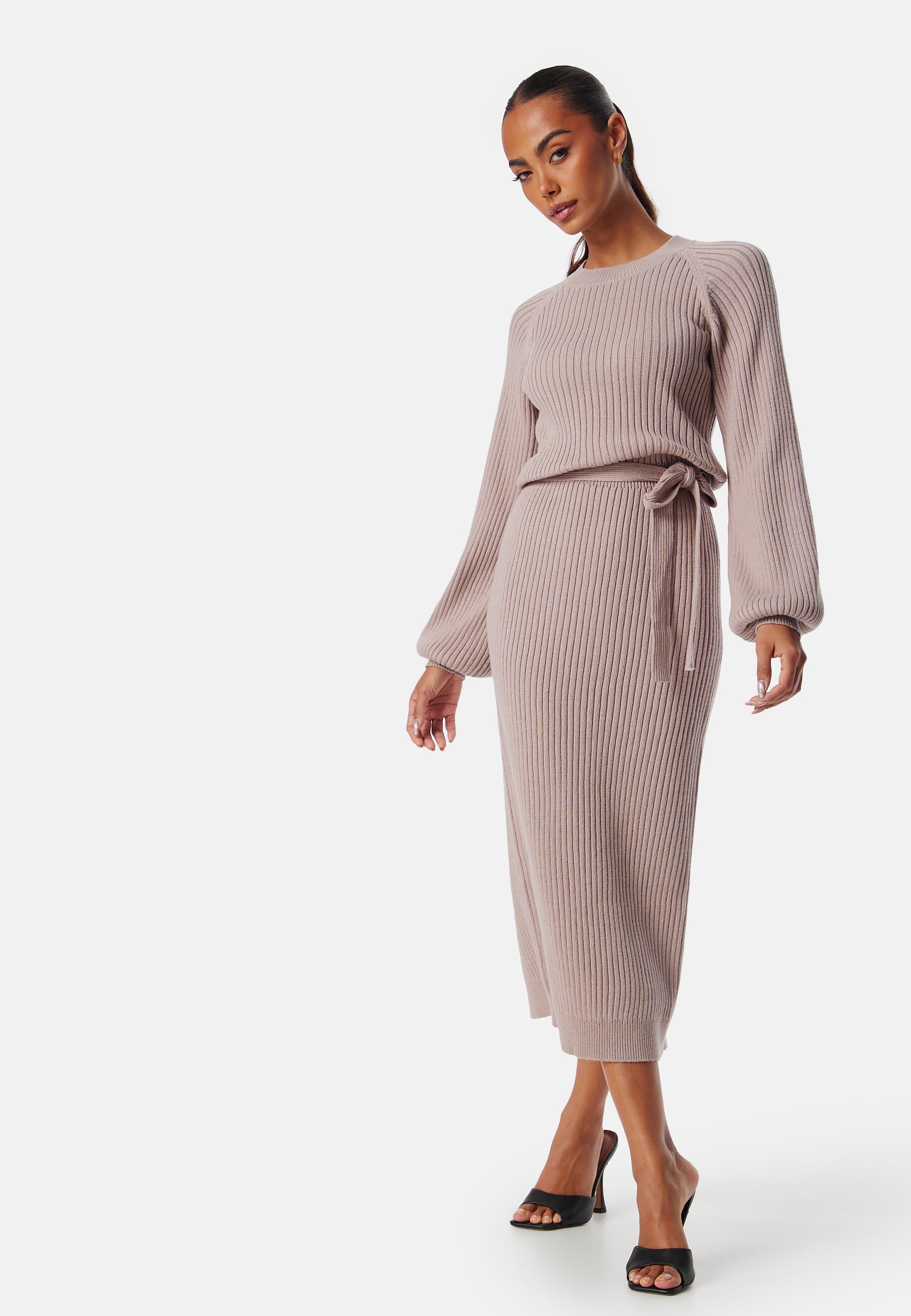 Bubbleroom – Round Neck Rib Knitted Midi Dress – Beige – Beige