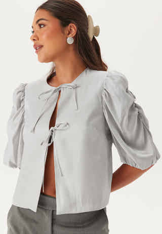 Short Puff Sleeve Blouse
