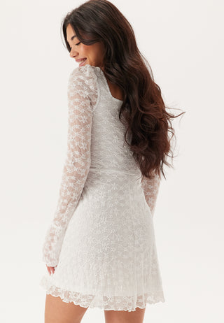 bubbleroom-square-neck-lace-dress-white_24