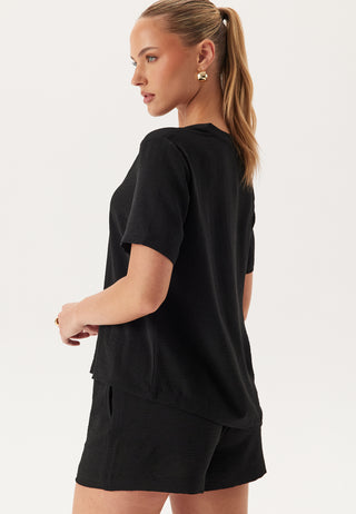 bubbleroom-v-neck-blouse-black_1