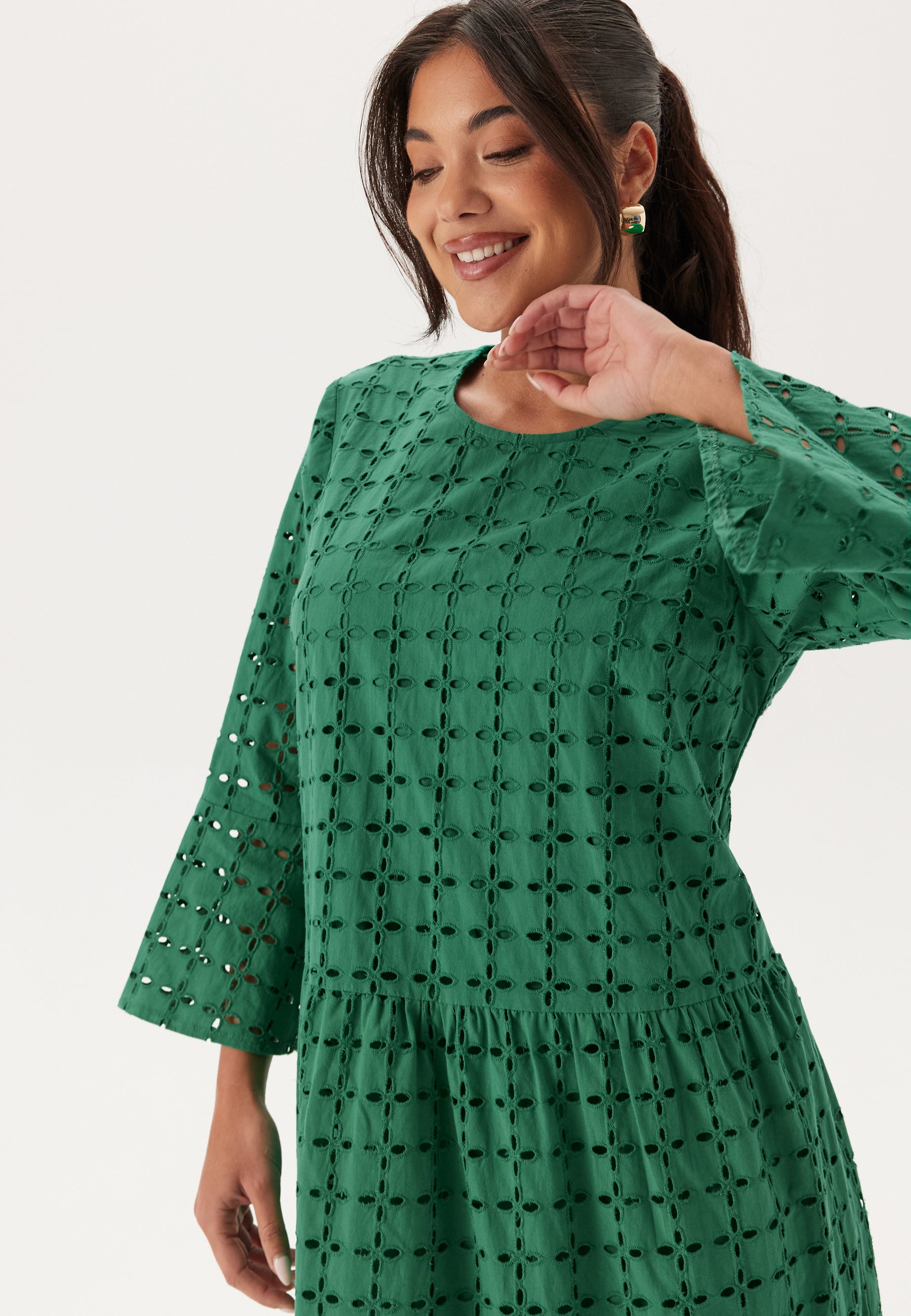 Happy holly Broderie Anglaise Round Neck Dress + SIZES Green Happy holly Broderie Anglaise Round Neck Dress + SIZES Green