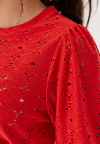 Broderie Anglaise Top