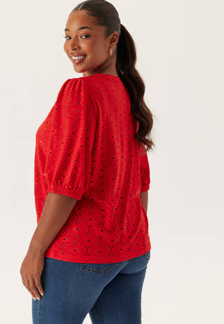 Broderie Anglaise Top