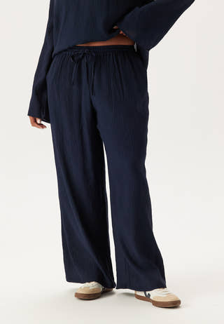 Crinkle Pants