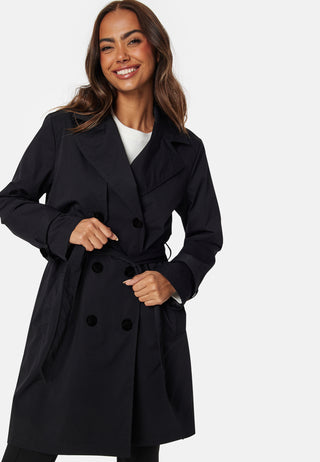 Pamela Trenchcoat