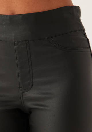 Push-up Coated Slim Trousers