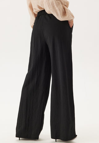 happy-holly-soft-wide-leg-pants-black_9