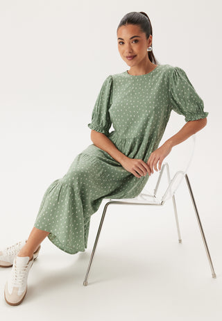 happy-holly-tris-viscose-midi-dress-care-dusty-greenpatterned_3