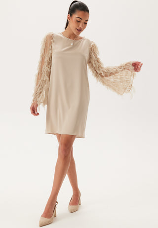 ida-sj_C3_B6stedt-larissa-dress-light-beige_10
