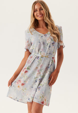 ida-sj_C3_B6stedt-maya-dress-blue-florals_1