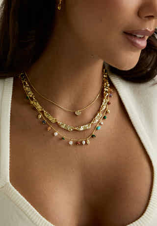 Between Necklace Gold-plated