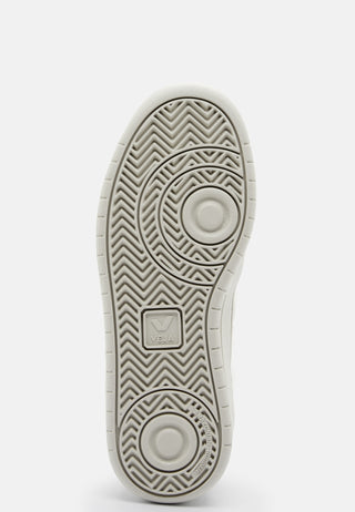 V-10 Sneaker